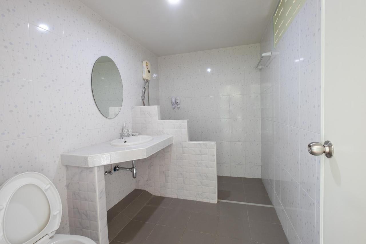 Feel Like Home แบบบ้านบ้าน Talat Amphoe Nakhon Chai Si Exterior foto